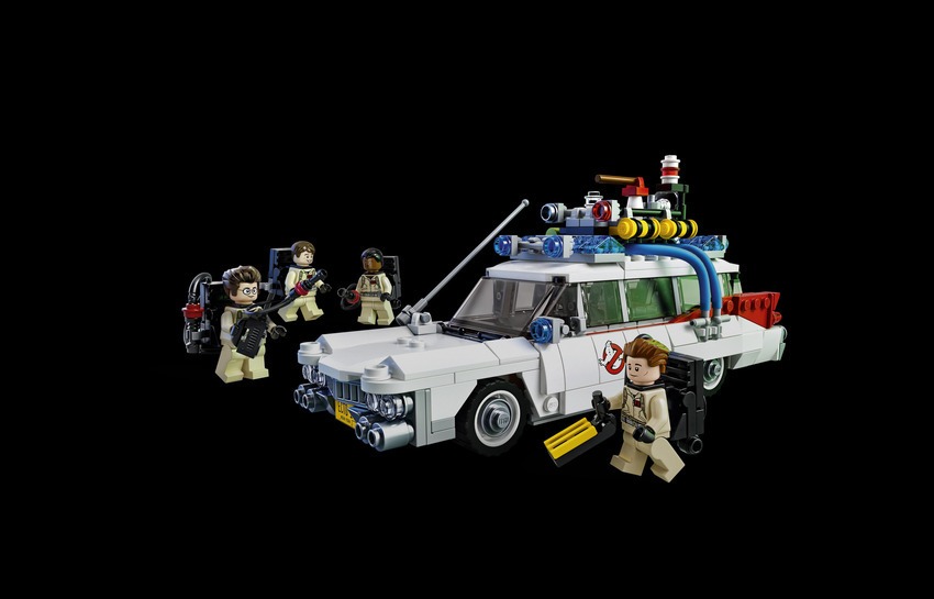 lego-ghostbusters-ecto-1_front_artwork_to_us